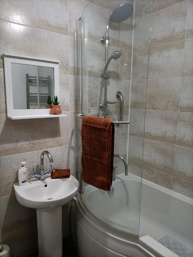 Ferienwohnung Harbour View Carrickfergus Exterior foto